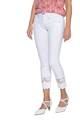 Amor, Truth & Trust Damen ATT JEANS Basic Slim Fit Jeans mit Spitzeneinsatz im Saum Zoe weiß