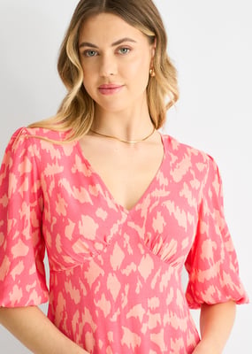 Rosa Viskose-Midikleid mit Tiermuster