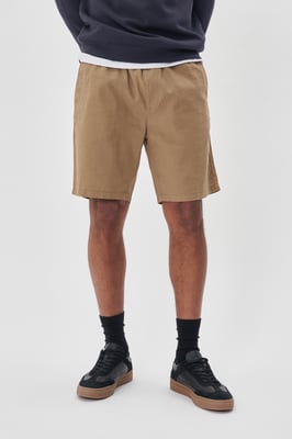 Shorts Gerade Passform khaki