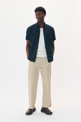 Kurzarmhemd Gerade Passform navy blue