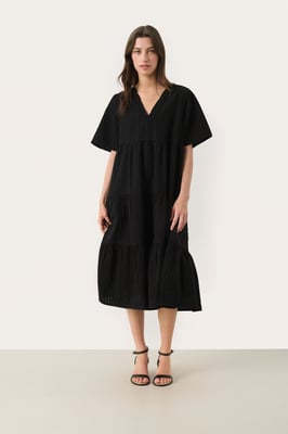 Kleid Relaxed fit black