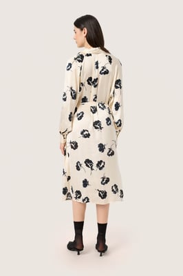 Kleid Lockere Passform black white