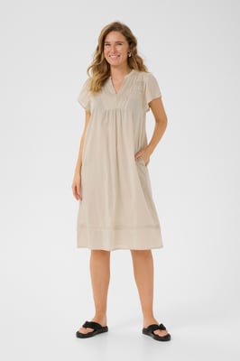 Kleid Regular fit beige