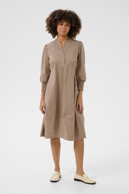 Kleid Feminine beige