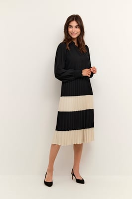 Kleid Feminine black