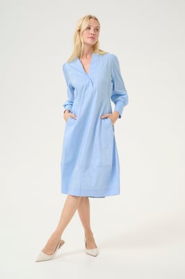 Kleid Feminine blue