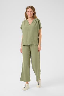 Kurzarm-Bluse Loose fit Oil Green