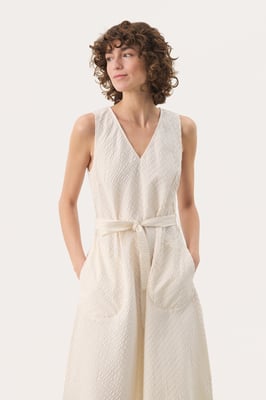 Kleid Gerade Passform Eggnog white