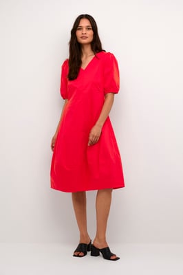 Kleid in lässigem Schnitt Feuerrot red