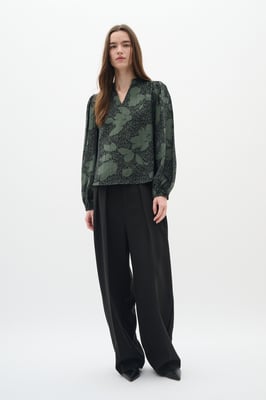 Langarm-Bluse Relaxed fit GraphicFlower Black/AgaveGreen floral