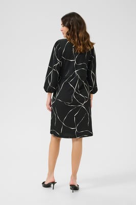 Kleid Regular fit black white