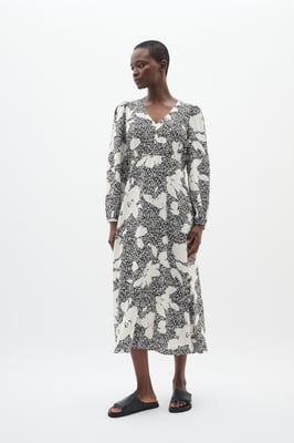 Kleid Gerade Passform black offwhite