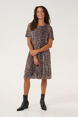 Kleid mit femininer Silhouette animal