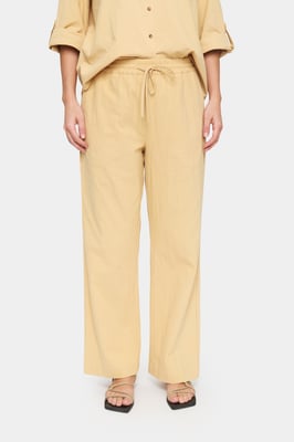 Casual Hose Gerade Passform Croissant yellow