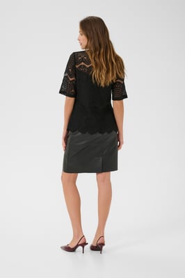 Kurzarm-Bluse CUulia Slim fit black