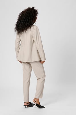 Blazer KAsakura Tight fit cream