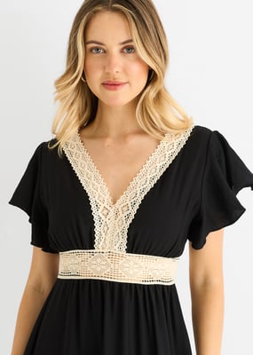 Beigegehäkeltes Midikleid mit elastischer Taille und Spitzeneinsatz