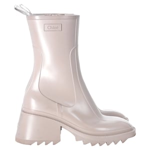 Chloé Betty Regenstiefel aus hautfarbenem Gummi