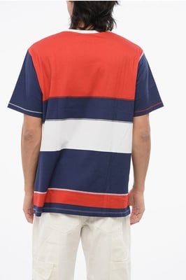 T-Shirt mit Rundhalsausschnitt und Farbblockdesign und aufgedrucktem Logo in Weiß, Blau und Rosso