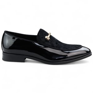 Elegante schwarze Slipper für Herren mit Lederfutter und Samt-Schlupfschuhen