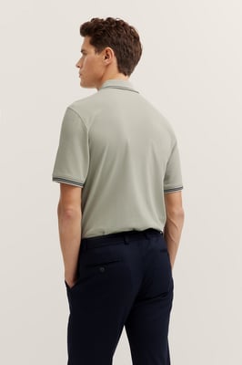Bugatti Herren Polo mit Kontraststreifen und Bruststickerei