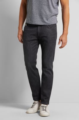 Bugatti Herren Jeans mit einem leichten Used-Look