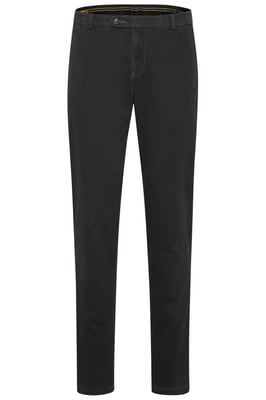Bugatti Herren Chino mit körpernaher Passform