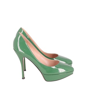 Valentino Plateaupumps aus grünem Lackleder