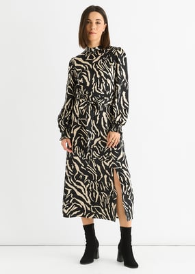 Schwarzes Tier-High-Neck-Satin-Midikleid
