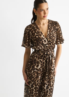 Braunes Chiffon-Tier-Lurex-Streifen-Wickel-Midikleid