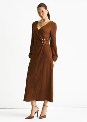 Braunes Jersey Textur Wickelkleid mit Metallbesatz Midikleid
