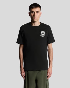 Lyle & Scott Legends Auf dem Platz Grafik T-Shirt - Schwarz