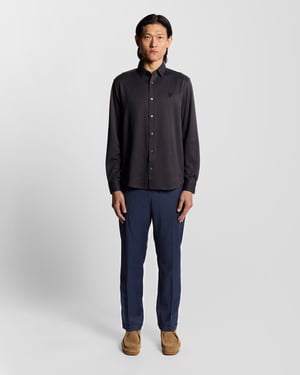 Lyle & Scott – Bundfaltenhose aus Haifischhaut – Schwarz