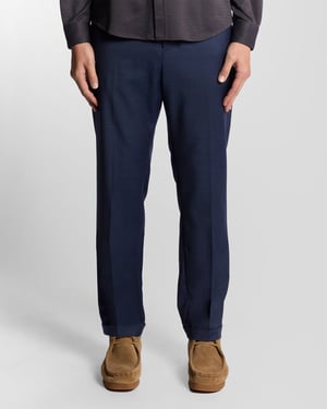 Lyle & Scott – Bundfaltenhose aus Haifischhaut – Schwarz