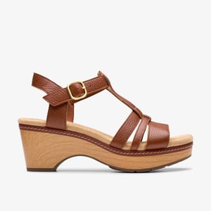 Seannah Madi Tan Sandalen
