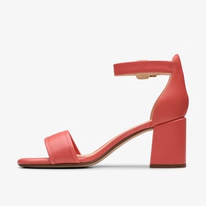 Ezoria Mae Korallfarbene Leder Sandalen