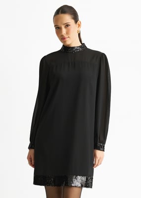 Schwarzes Minikleid mit Paillettenbesatz und hohem Gürtelausschnitt