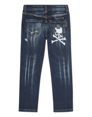 Supergerader Schnitt Skull