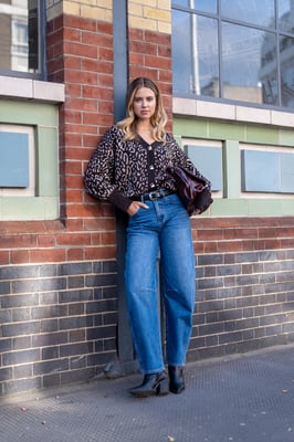 Blaue Mid Rise Barrel Leg Jeans