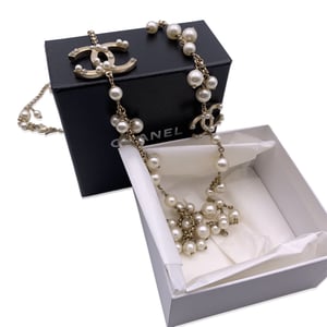 Chanel Metallkette CC
