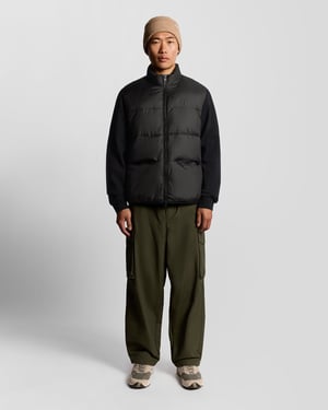 Lyle & Scott Hybrid-Steppjacke – Schwarz