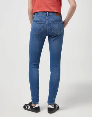 Wrangler - Skinny Raven