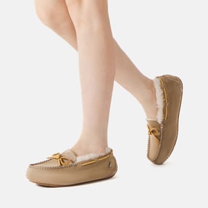EVER AU Damen Lederslipper – Crested