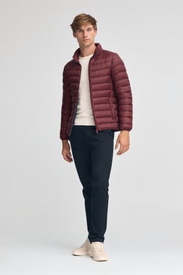 Jacke Chuck Embroidery granatrot mit Rigby Go-Logo