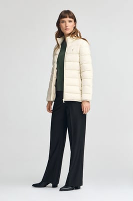 Jacke Salma Embroidery ecru mit Rigby Go-Logo