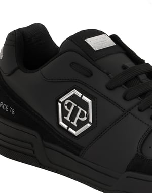 Lo-Top Turnschuhe P-Force 78