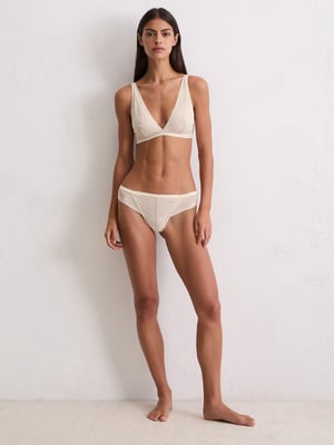 String Timeless Lace