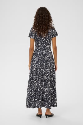 Kleid SLArjana Kleid Feminine Form