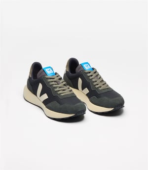 Veja Paulistana Damen Schwarz Pierre Sneaker
