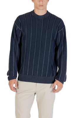 Gestreifter Strick-Pullover mit Rundhalsausschnitt